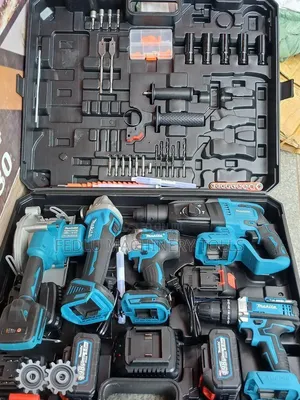 makita Cordless 5 in 1 Tools Set