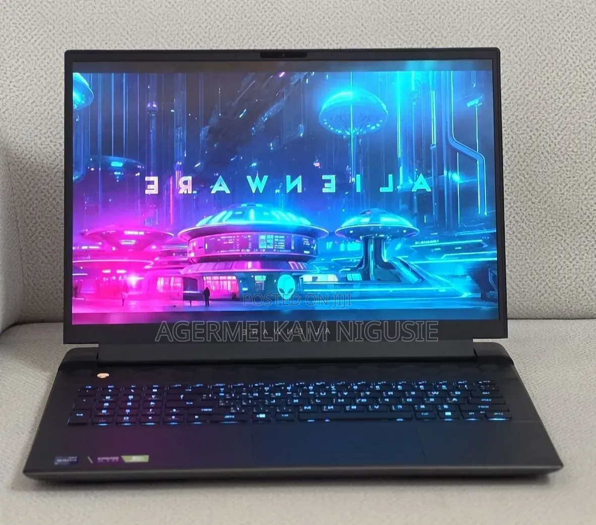 New Laptop Alienware M18 R2 32GB Intel Core i9 SSD 2T