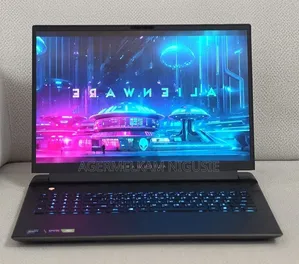 New Laptop Alienware M18 R2 32GB Intel Core i9 SSD 2T