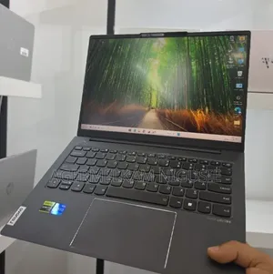 New Laptop Lenovo ThinkPad T14 16GB Intel Core i7 SSD 512GB