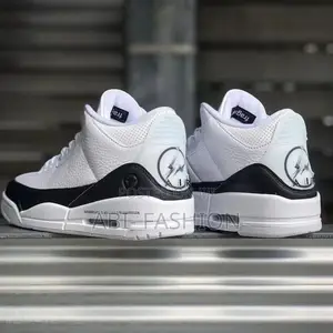 Air Jordan 3 Retro White Black | New Arrival | Size 40, 41, 42, 43, 44