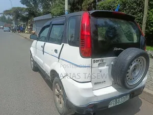 Zotye 2008 (Nomad) 2010 White