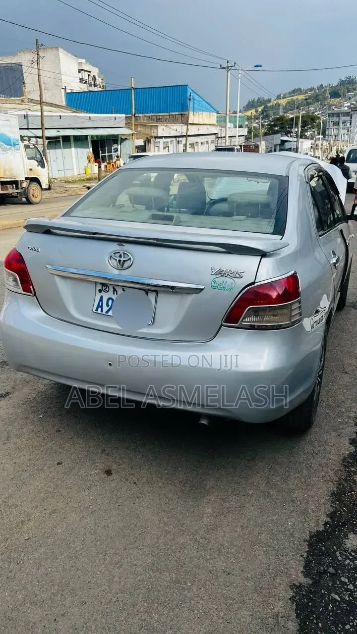 Toyota Yaris 2007 Silver