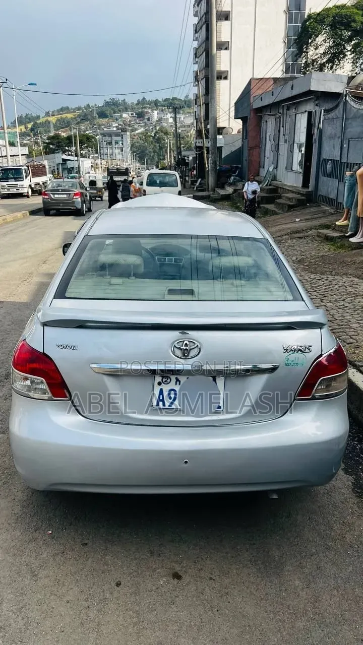 Toyota Yaris 2007 Silver