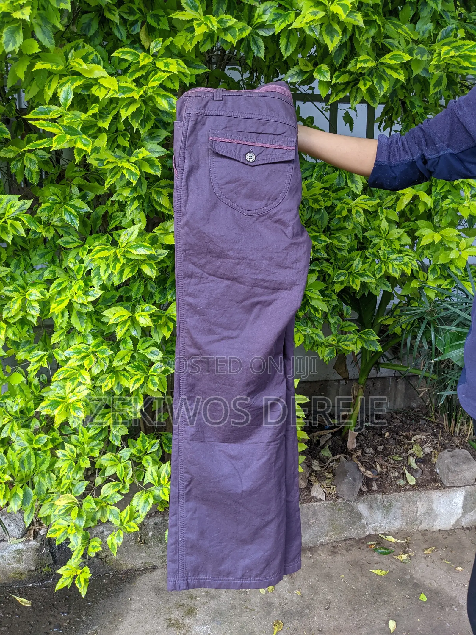 Purple/Plum-Toned Low-Rise Cargo Trousers