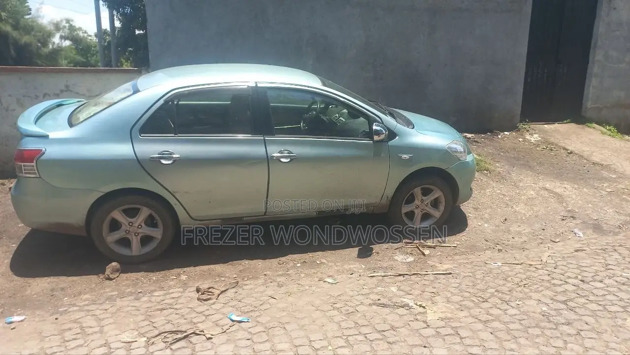 Toyota Yaris 2008 Blue