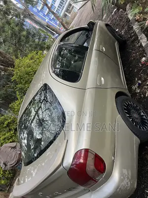 Toyota Platz 2001