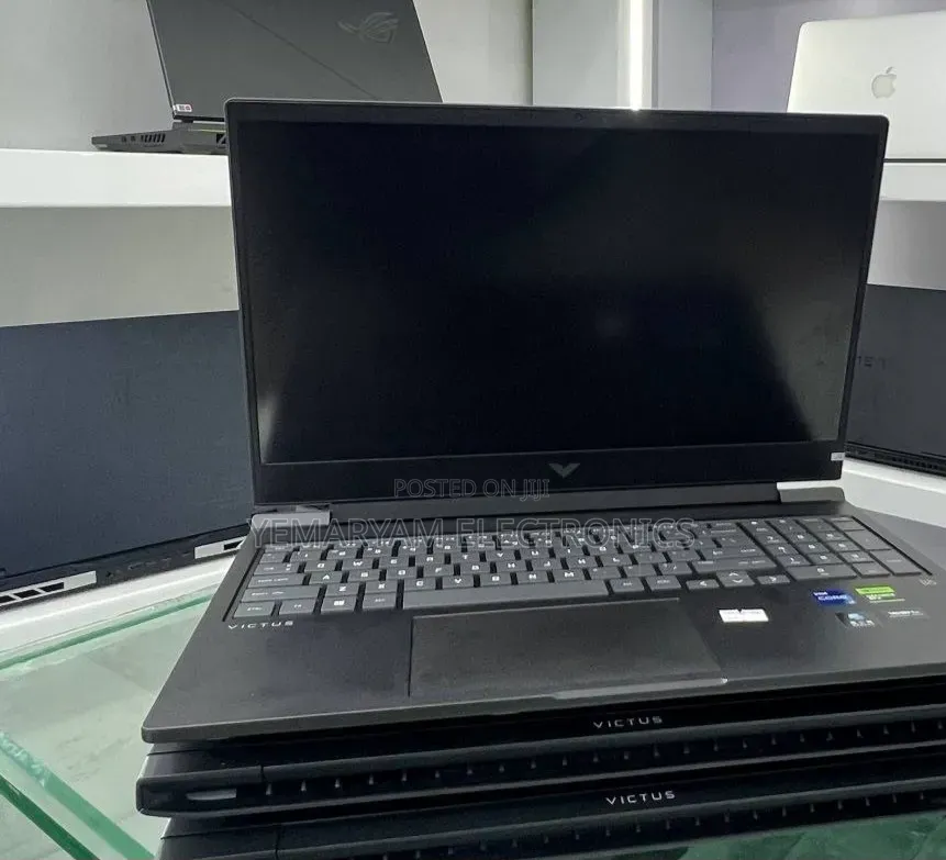 New Laptop HP Victus 16 16GB Intel Core i7 SSD 1T