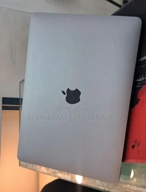 New Laptop Apple MacBook Air 2020 M1 8GB Apple M1 SSD 256GB