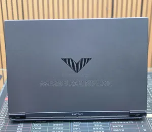 New Laptop HP Victus 15 8GB AMD Ryzen 5 SSD 512GB