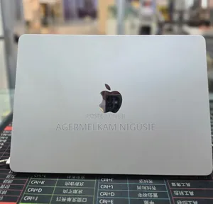 New Laptop Apple MacBook Air 2025 M4 16GB Intel Core Ultra 7 SSD 512GB