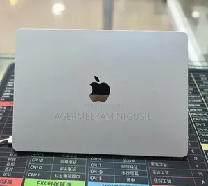 New Laptop Apple MacBook Air 2025 M4 16GB Intel Core Ultra 7 SSD 512GB