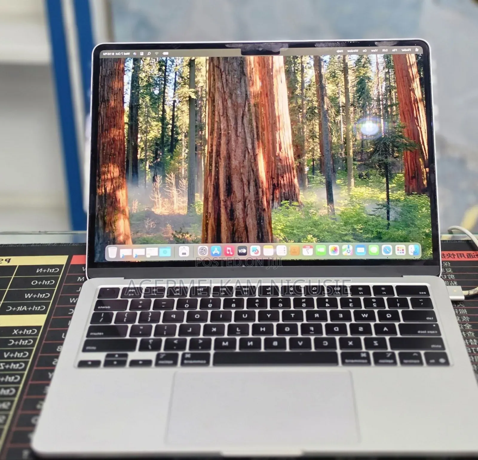 New Laptop Apple MacBook Air 2025 M4 16GB Intel Core Ultra 7 SSD 512GB