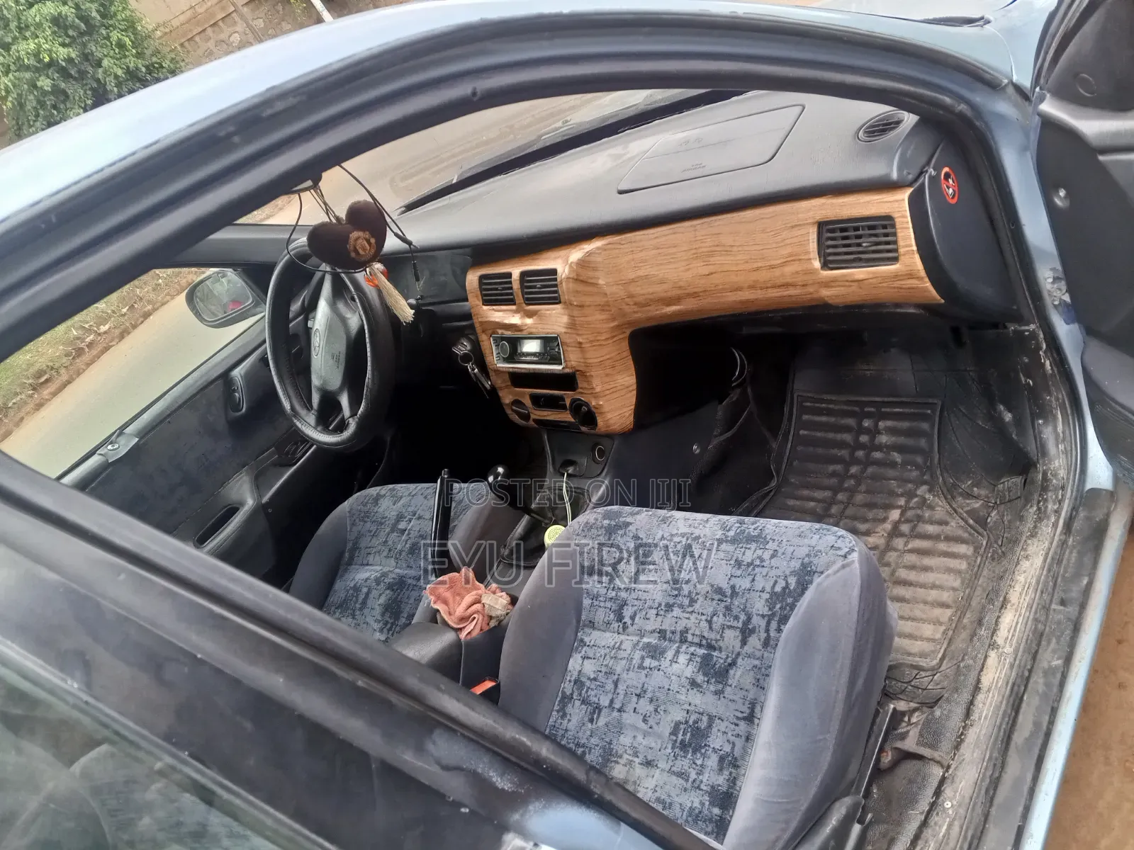 Toyota Carina E 1997 Blue