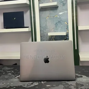 New Laptop Apple MacBook Pro 2020 8GB Apple M1 SSD 512GB