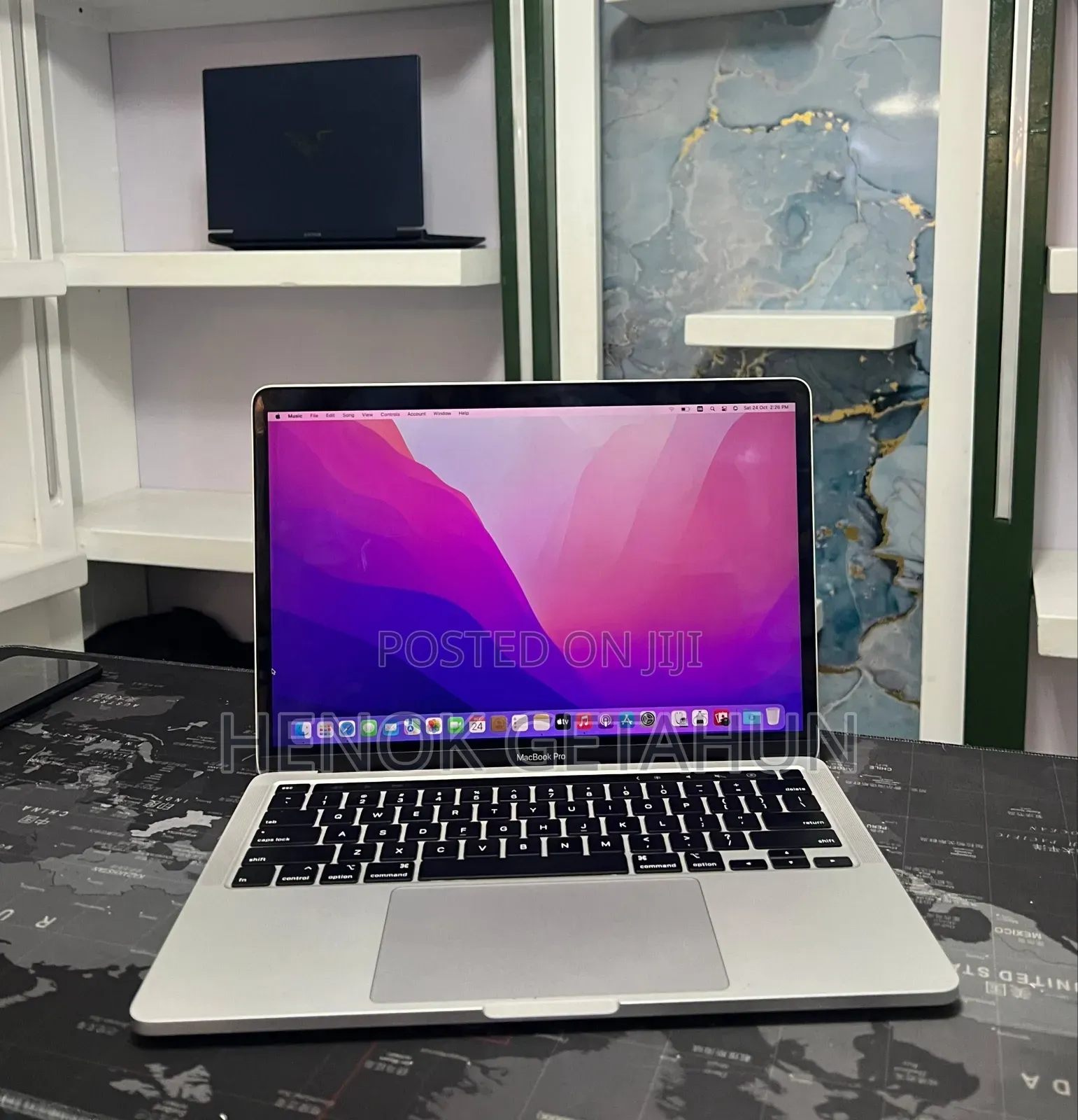New Laptop Apple MacBook 2020 32GB Intel Core i7 SSD 1T