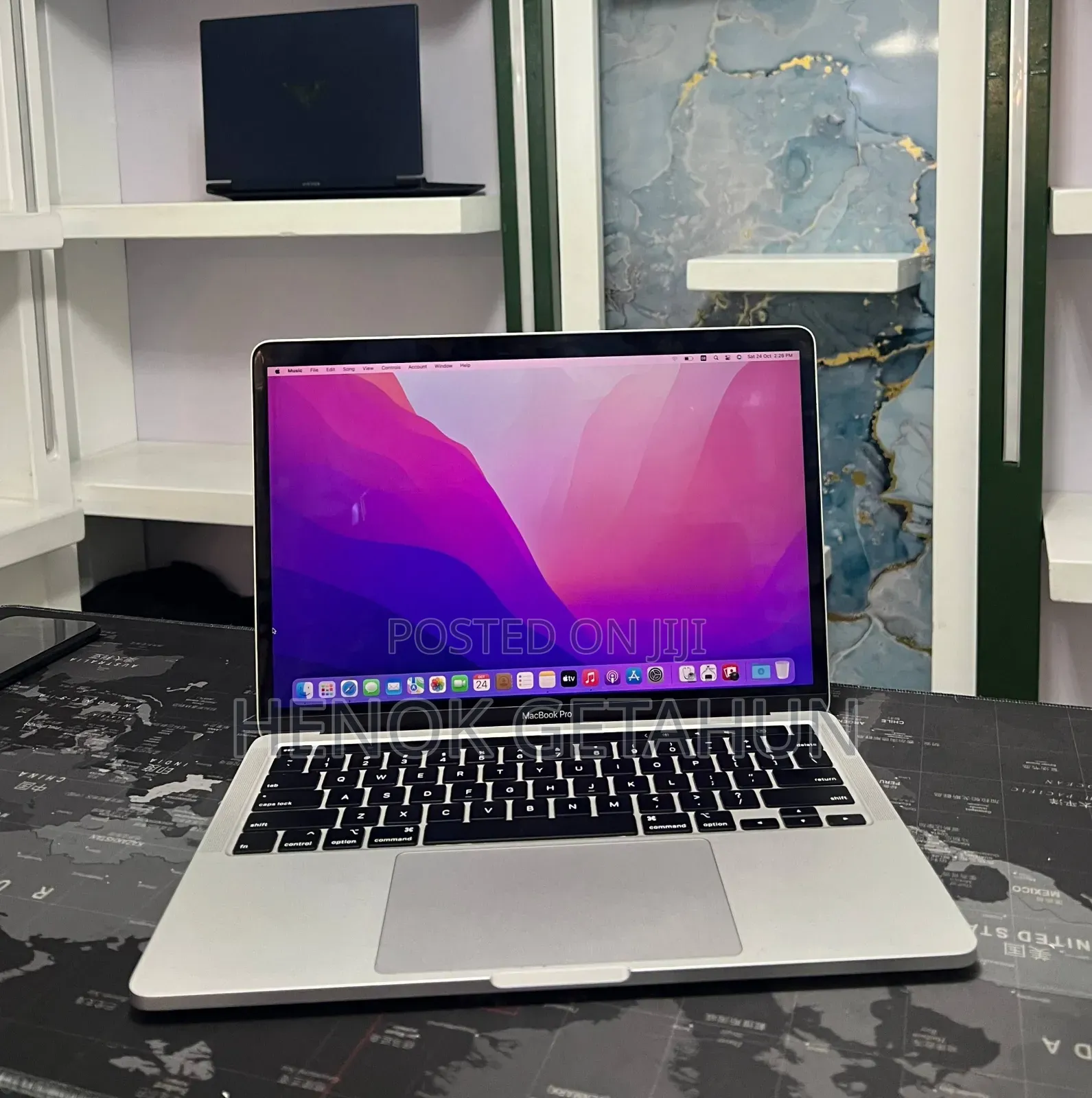 New Laptop Apple MacBook 2020 32GB Intel Core i7 SSD 1T