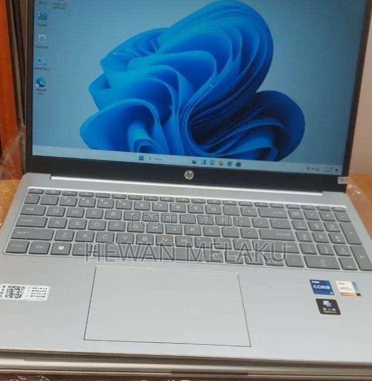 New Laptop HP Stream Notebook 16GB Intel Core i7 SSD 1T