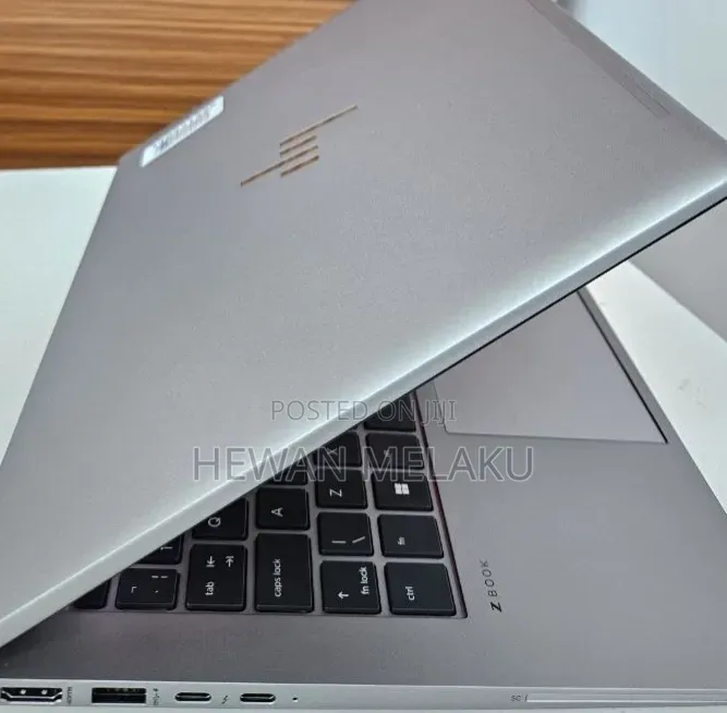 New Laptop HP ZBook 14 16GB Intel Core i7 SSD 512GB