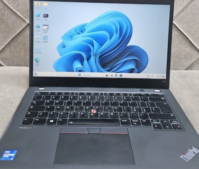 New Laptop Lenovo ThinkPad T14 16GB Intel Core i7 SSD 512GB