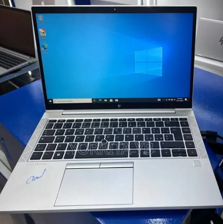 New Laptop HP EliteBook 845 G8 16GB AMD Ryzen 5 SSD 512GB