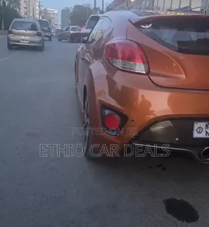 Hyundai Veloster 2014 Orange