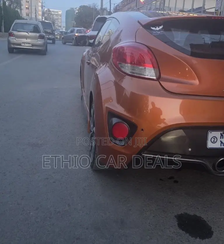 Hyundai Veloster 2014 Orange