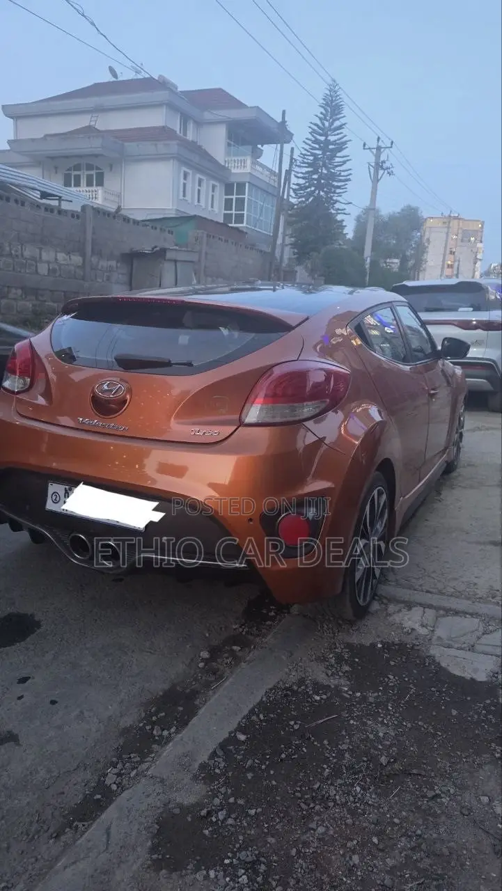 Hyundai Veloster 2014 Orange