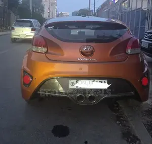 Hyundai Veloster 2014 Orange