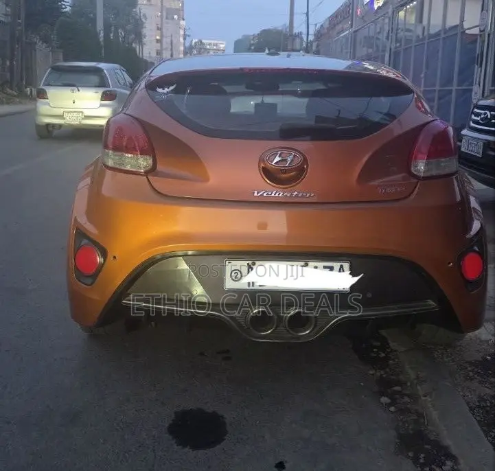 Hyundai Veloster 2014 Orange