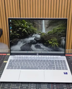 New Laptop HP OmniBook Ultra Flip 16" 16GB Intel Core Ultra 7 SSD 1T