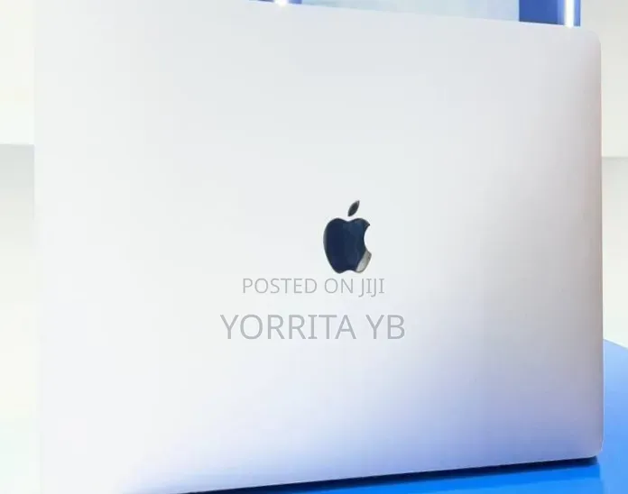 New Laptop Apple MacBook Pro 32GB Intel Core i9 SSD 1T