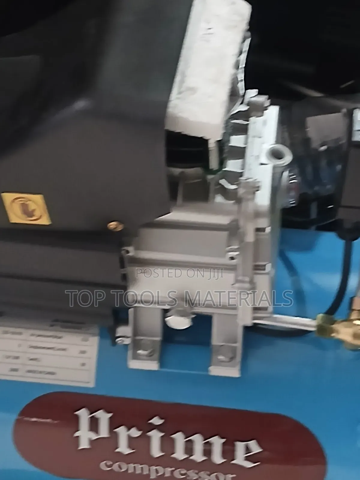 ,Compressor, Branded as Prime Compressor (Closely resemblingCruiser