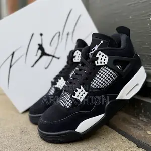 Air Jordan 4 White Thunder | New Arrival | Sizes 40, 41, 42, 43, 44