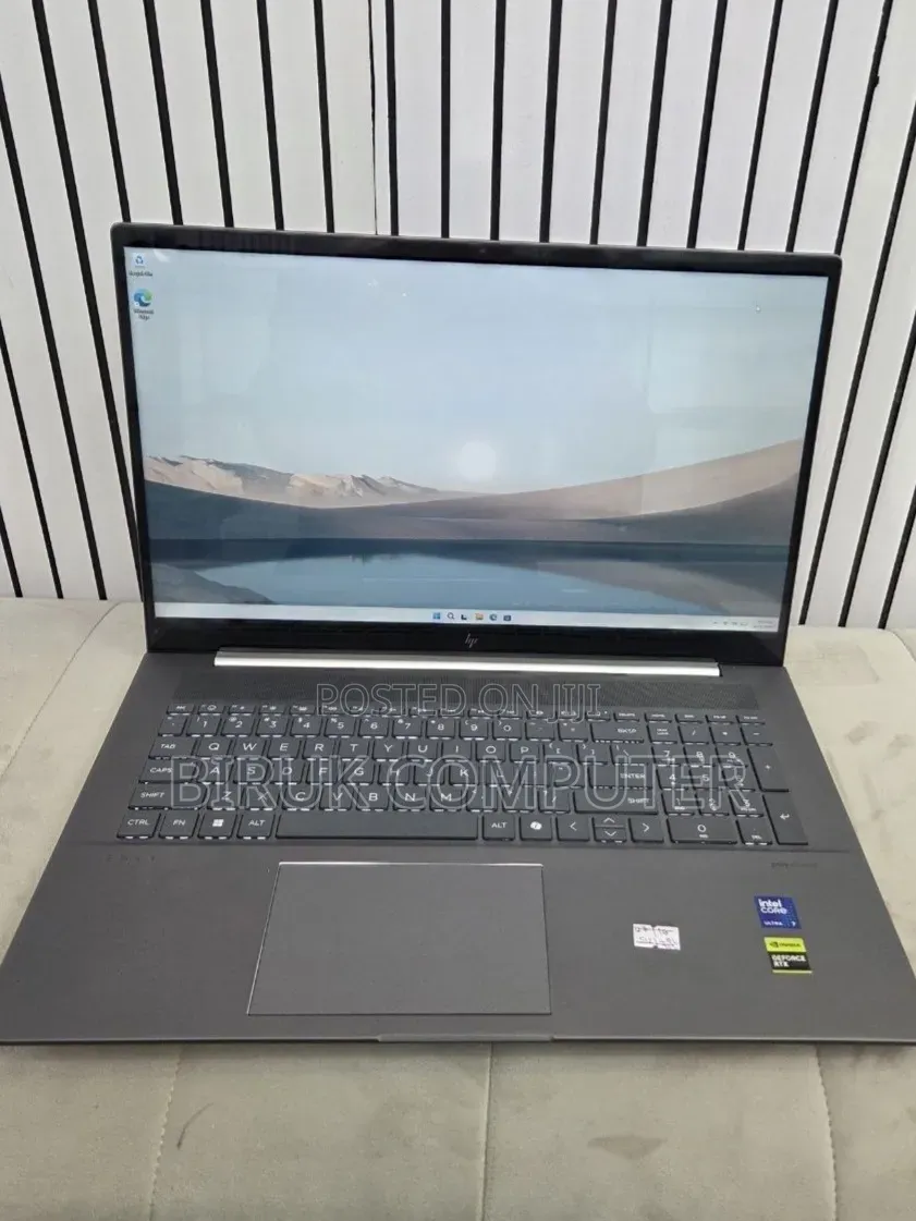 New Laptop HP Envy 17 16GB AMD Ryzen 7 SSD 1T