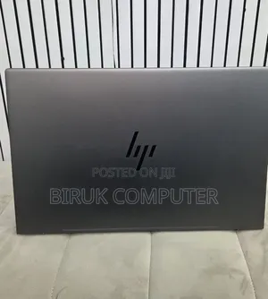 New Laptop HP Envy 17 16GB AMD Ryzen 7 SSD 1T