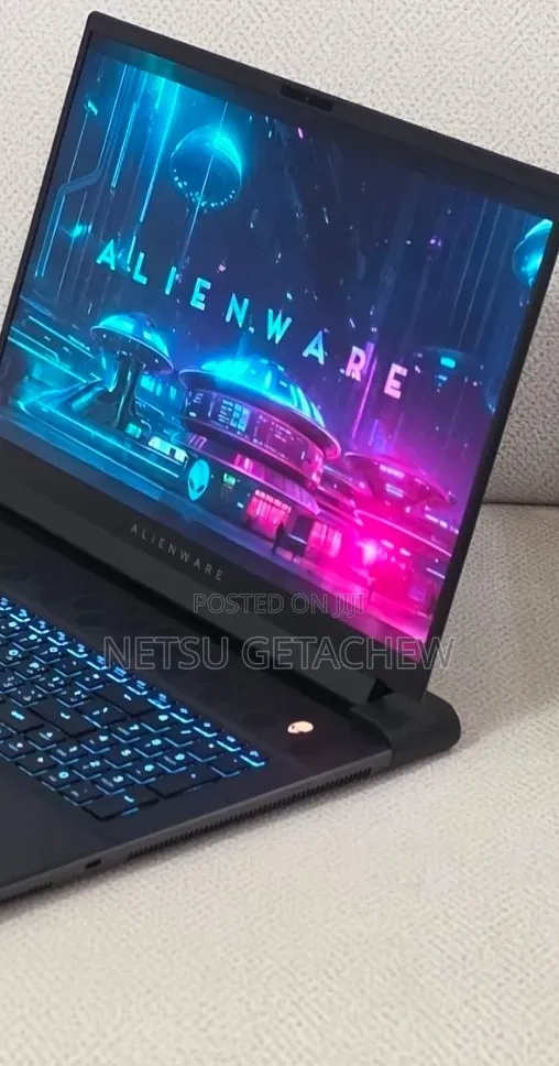 New Laptop Alienware M18X 32GB Intel Core i9 SSD 2T