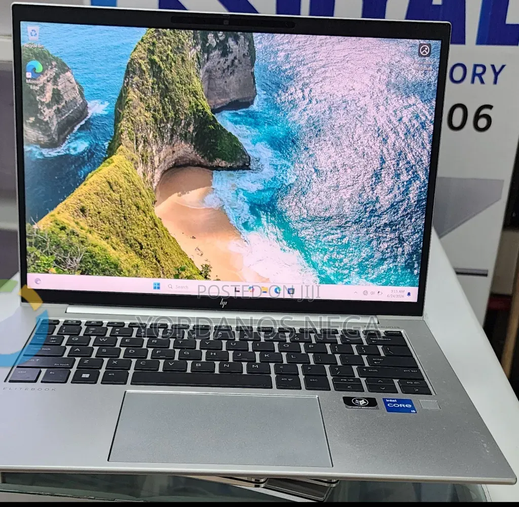 New Laptop HP EliteBook 840 G9 16GB Intel Core i7 SSD 512GB