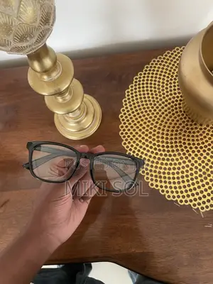 Eyeglasses