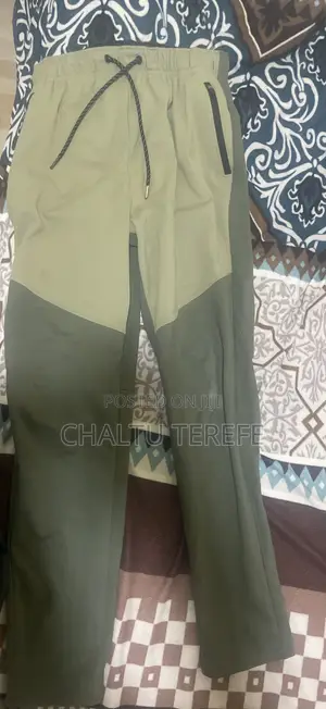 Full Body Tracksuit With T-Shirt,jacket and Sweat Pants From Canada