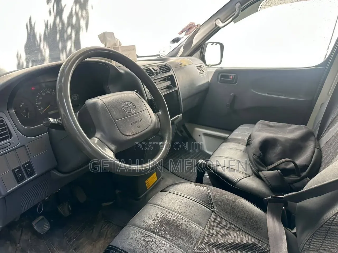 Car 2006 White