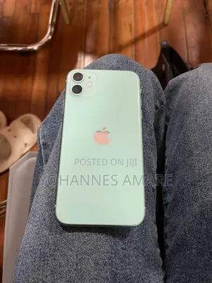 Apple iPhone 11 64 GB Green