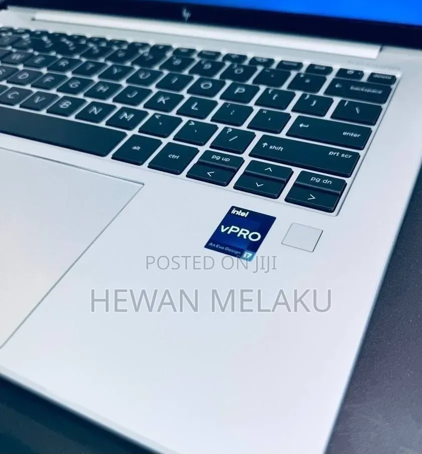 New Laptop HP EliteBook 840 G9 16GB Intel Core i7 SSD 512GB