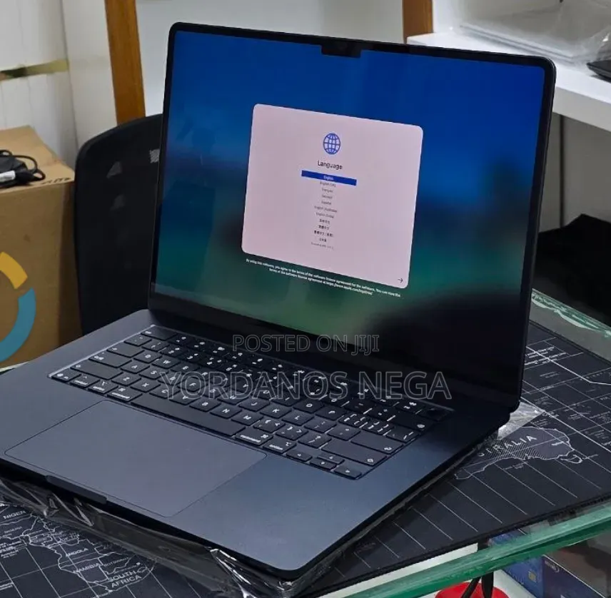 New Laptop Apple MacBook Air 2026 M5 16GB Apple M5 SSD 512GB