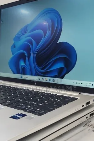 New Laptop HP EliteBook 840 G9 16GB Intel Core i5 SSD 512GB