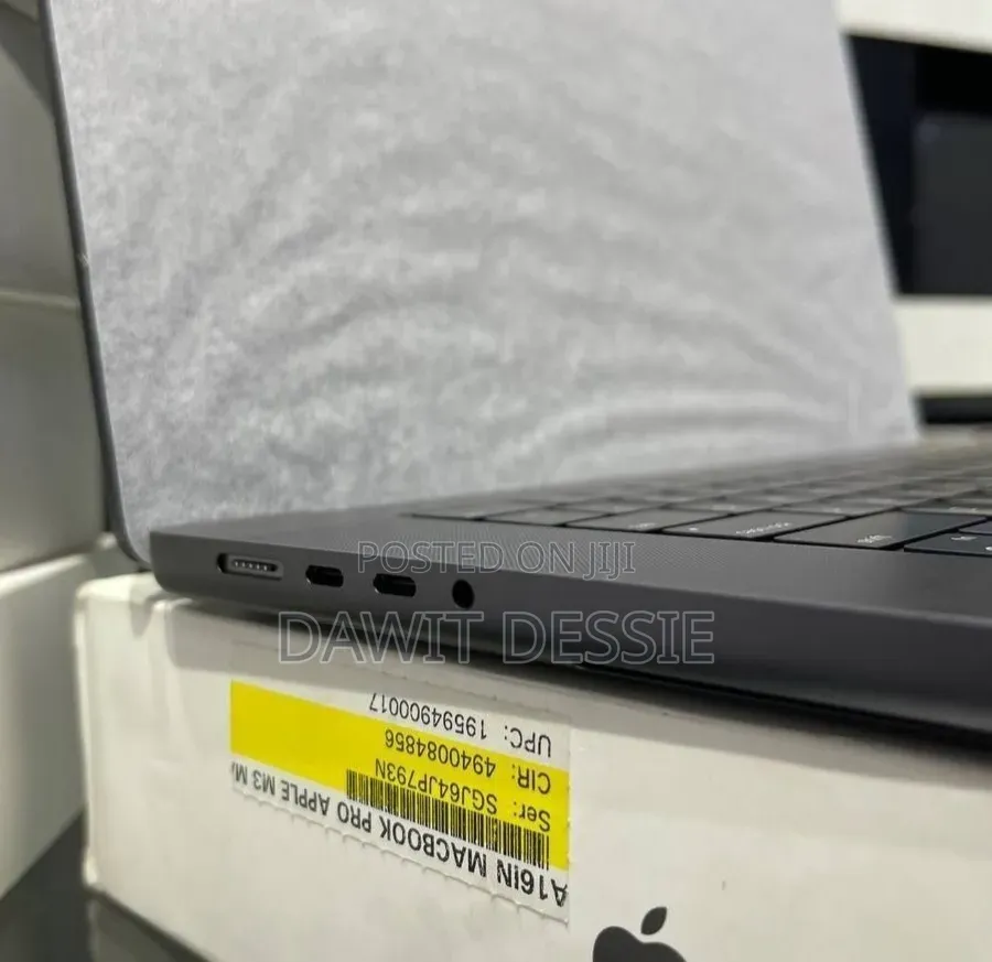 New Laptop Apple MacBook Pro 2024 M4 Max 48GB Apple M1 Max SSD 2T