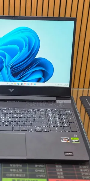 New Laptop HP Victus 15 16GB AMD Ryzen 5 SSD 512GB