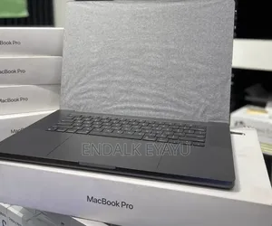 New Laptop Apple MacBook Pro 2024 M4 Max 64GB Apple M4 Max SSD 2T