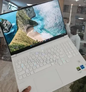 New Laptop Lenovo Legion 7 16GB Intel Core i7 SSD 1T