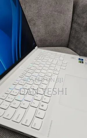 New Laptop Lenovo Legion 7 16GB Intel Core i7 SSD 1T